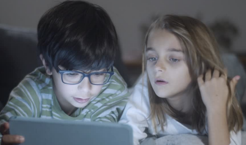 5 Apps to Help Your Children Stand Out In Class