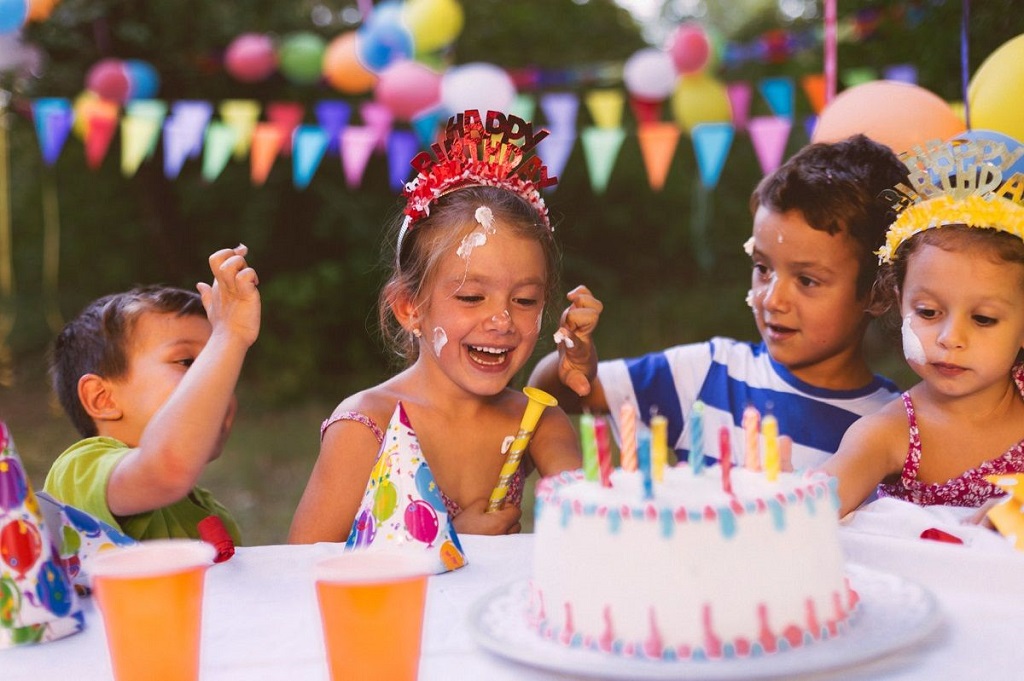 Best 4th Birthday Party Ideas at Home